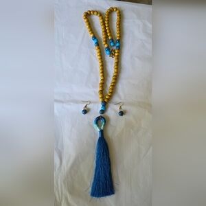 Wood Bead Tassel Necklace & Earrings Set